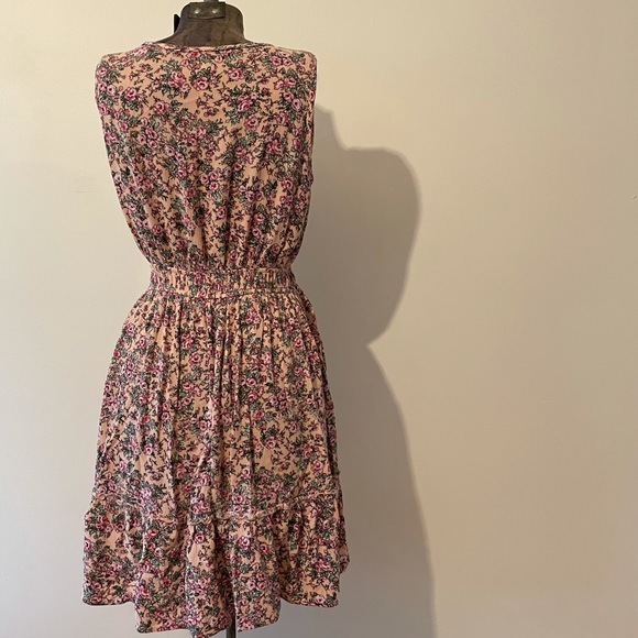 Pink Floral Gilli Dress Size Small - Picture 3 of 4